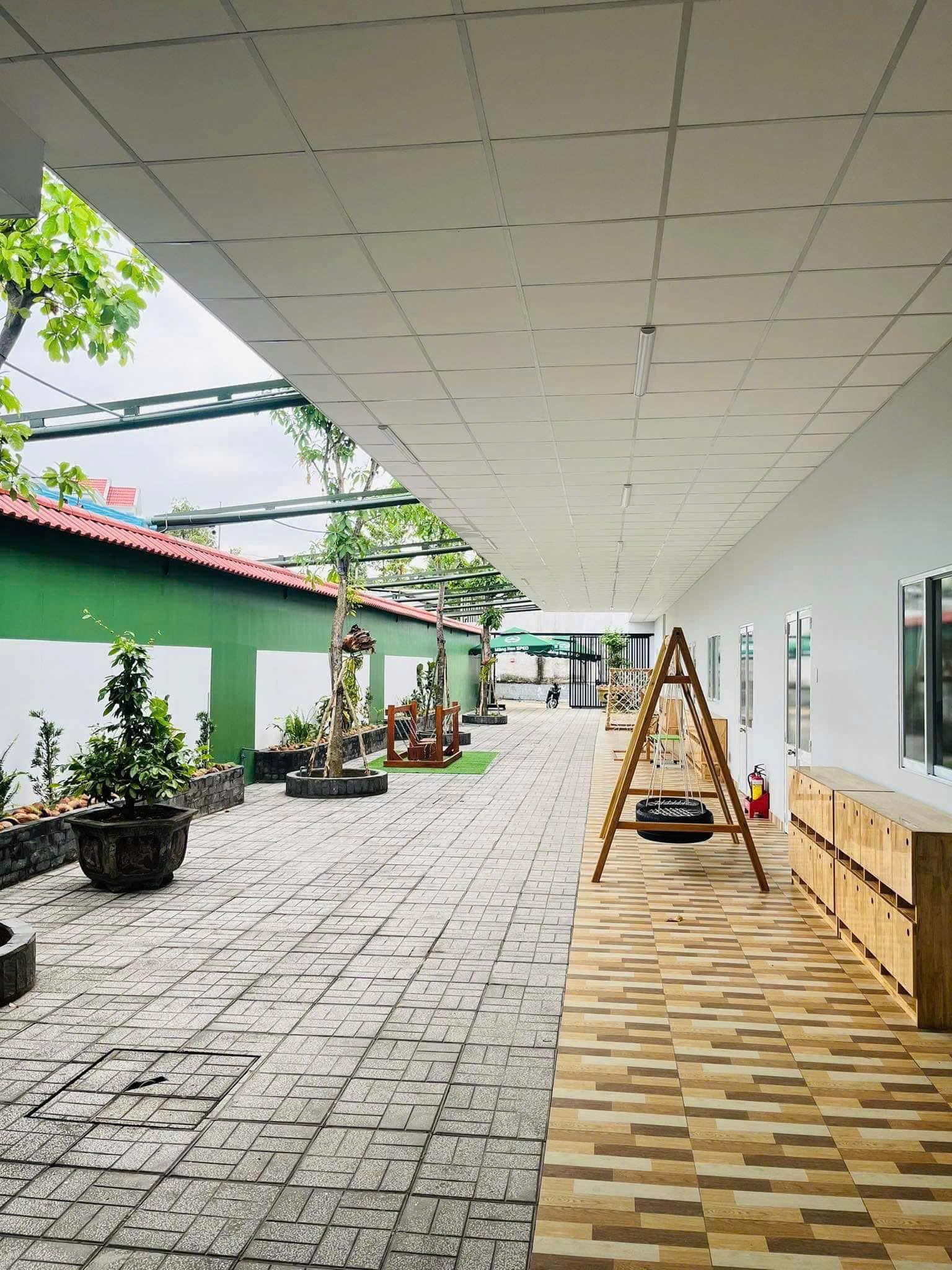 Không gian và trang thiết bị tại các cơ sở Măng Non